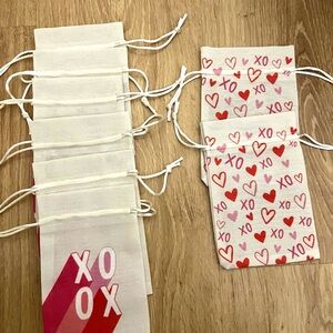 ✨NWOT✨ Set of XOXO and Heart Gift Bags